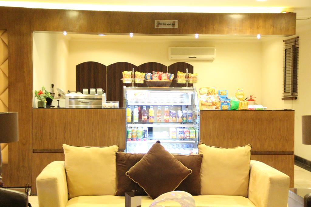 Towlan Hotel Suites 1 Рияд Екстериор снимка