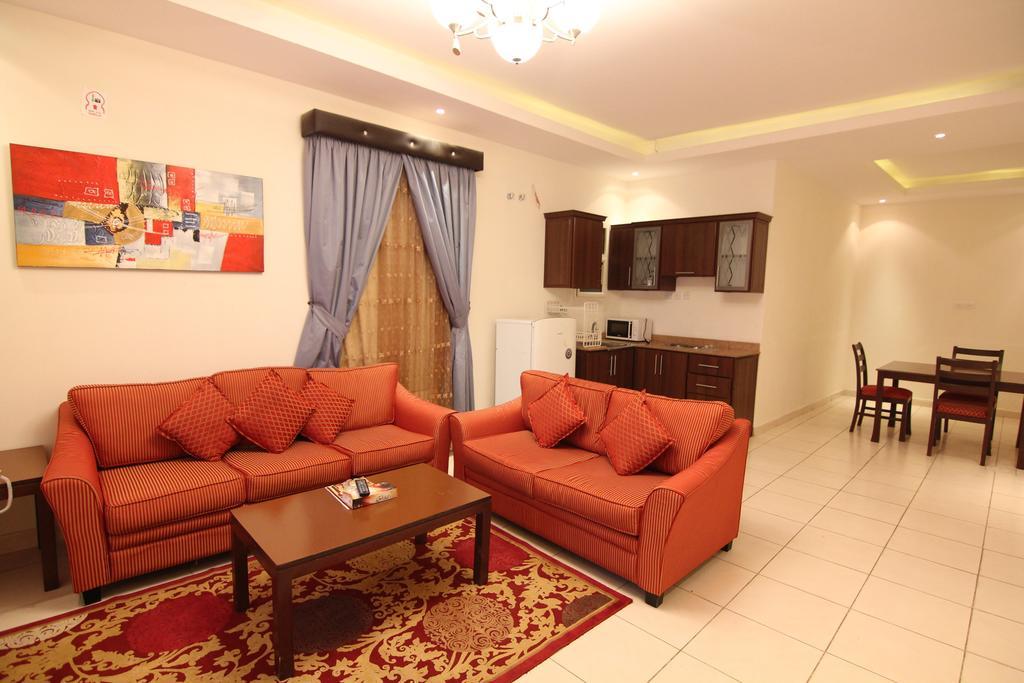 Towlan Hotel Suites 1 Рияд Стая снимка