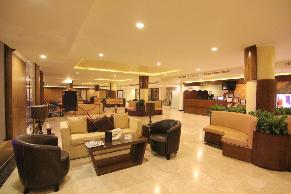 Towlan Hotel Suites 1 Рияд Екстериор снимка