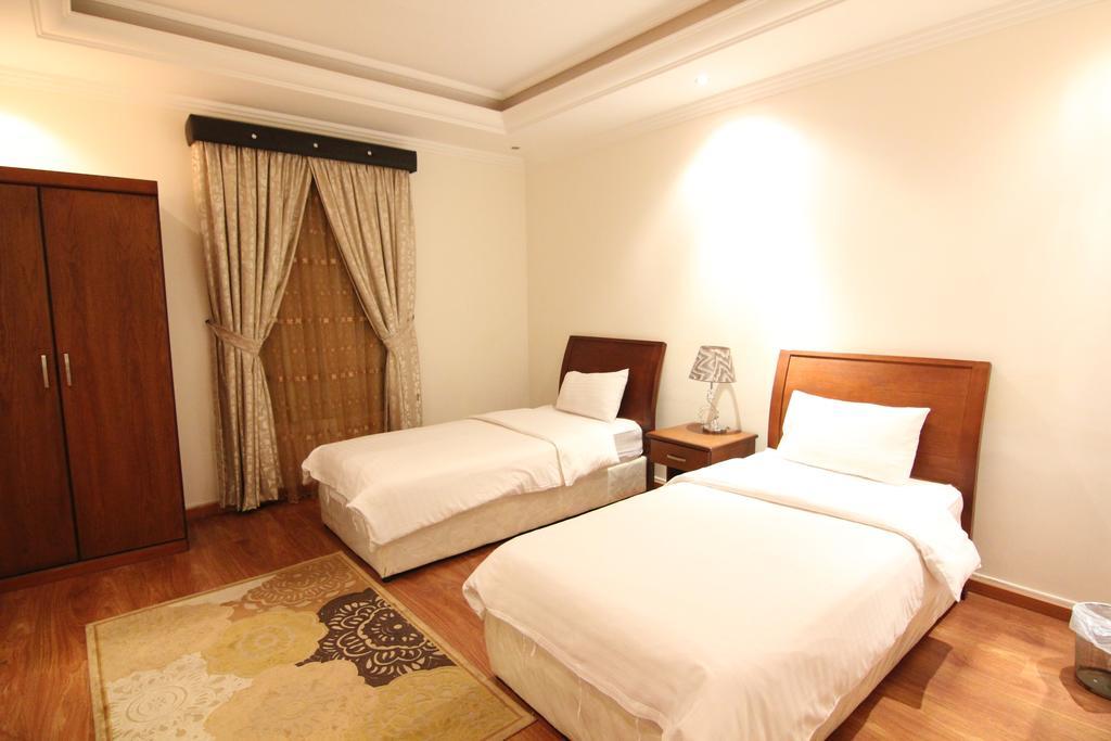 Towlan Hotel Suites 1 Рияд Екстериор снимка