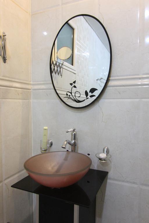 Towlan Hotel Suites 1 Рияд Стая снимка