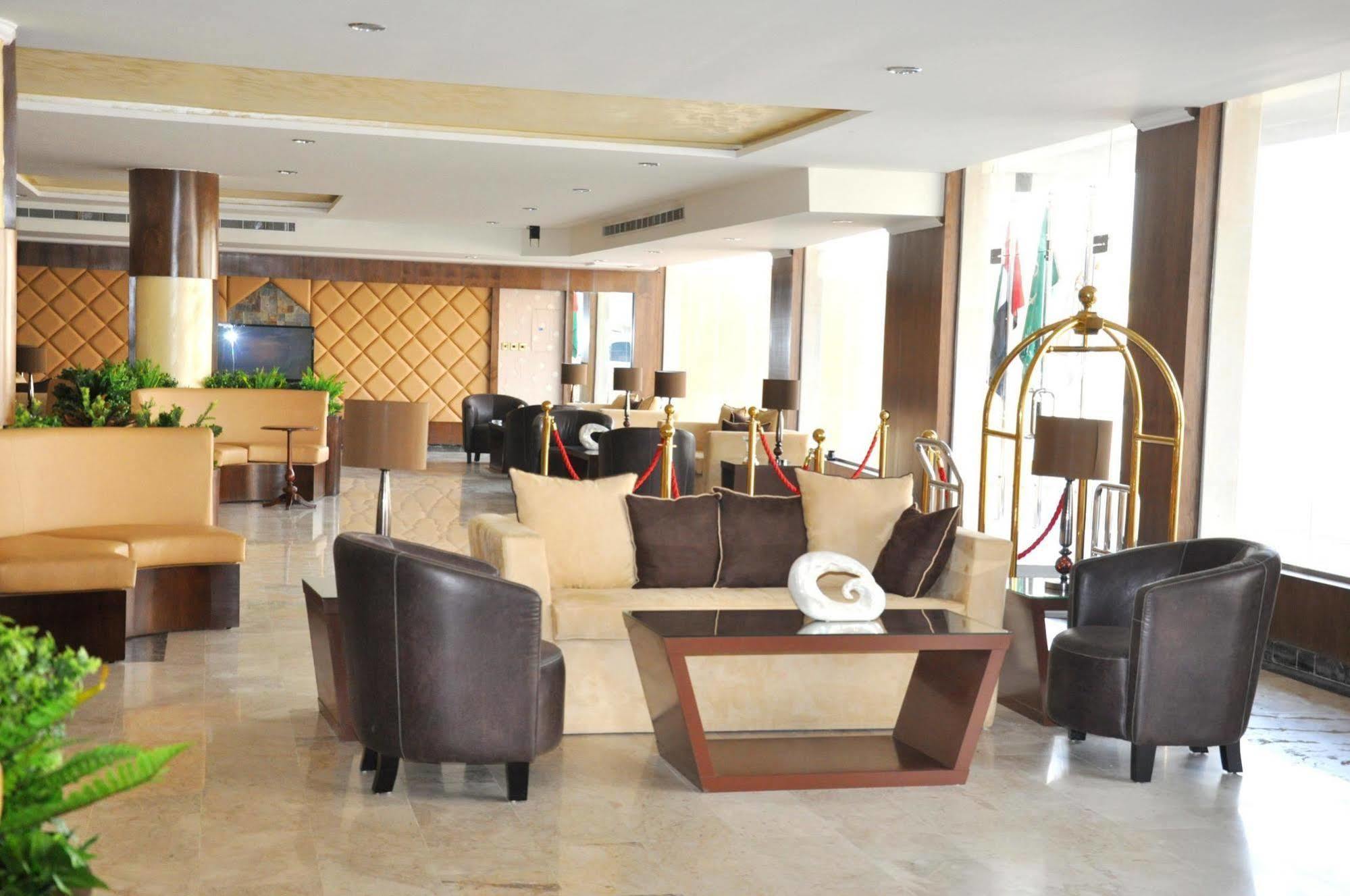 Towlan Hotel Suites 1 Рияд Екстериор снимка